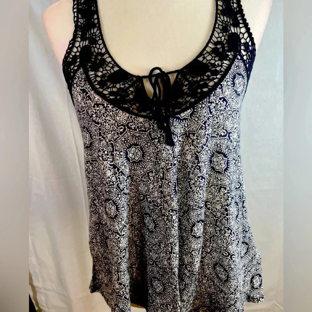 Aeropostale tank